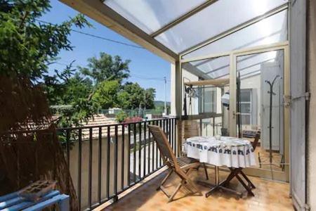 Alexandra Apartments Динь-ле-Бен Экстерьер фото